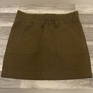 J Crew Women’s drawstring mini skirt, size 10.